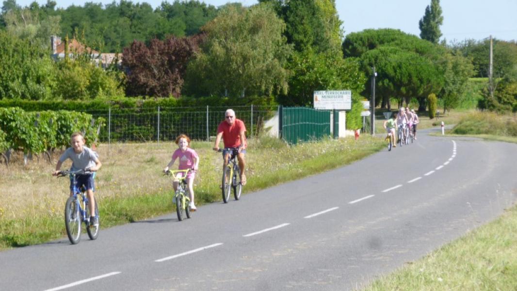 cycling for bread to mortagne